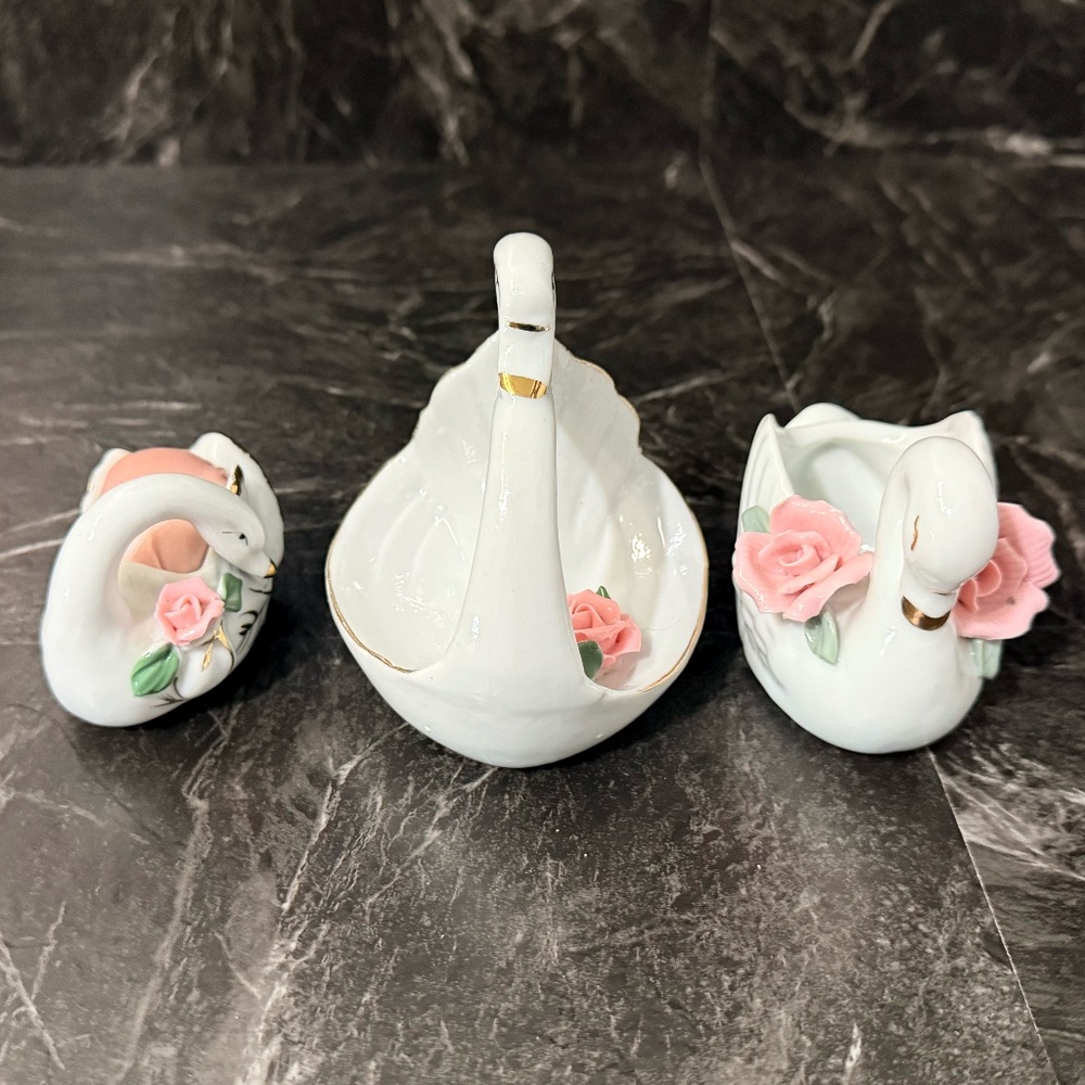 Decorative Swans Pin Cushion, Ring Holder and Dish - Picture 3 of 16